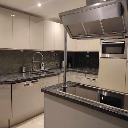 Apartment Premium U Swietego Mikolaja 2